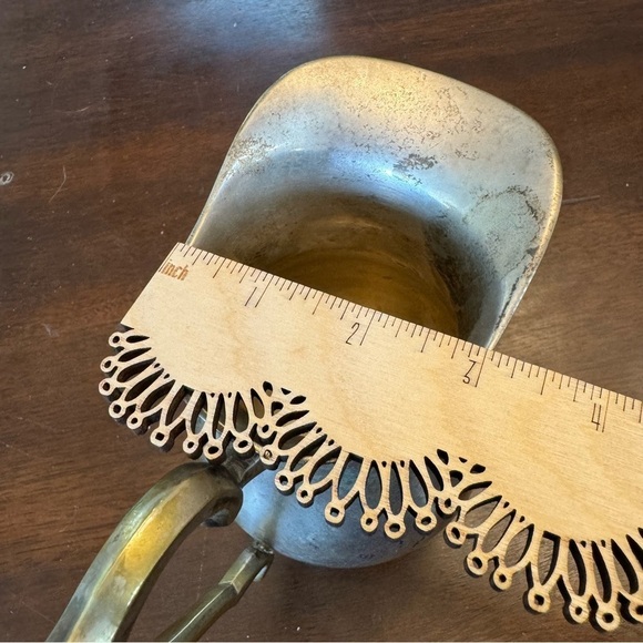 Vintage International Silver Co.Silverplated Pitcher Hand Made in India - Picture 15 of 16